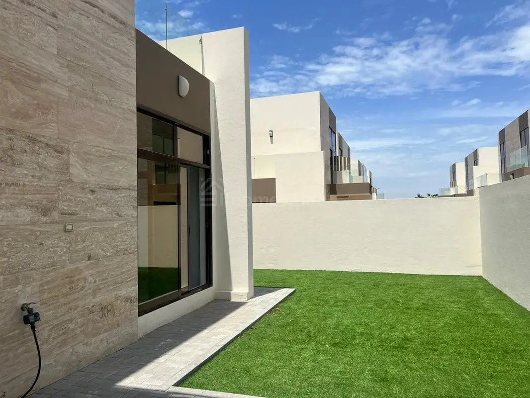 4-bedroom freehold villa in Mohammed Bin Rashid City (MBR City) — photo 5 of 5
