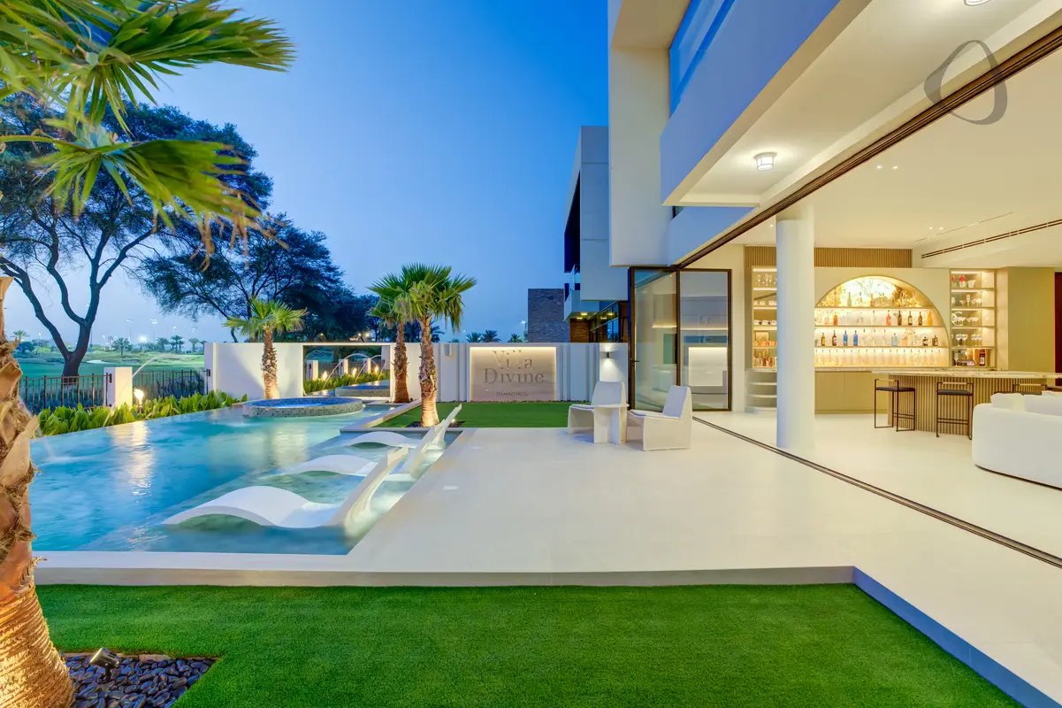 4-bedroom freehold villa in DAMAC Hills — photo 3 of 5