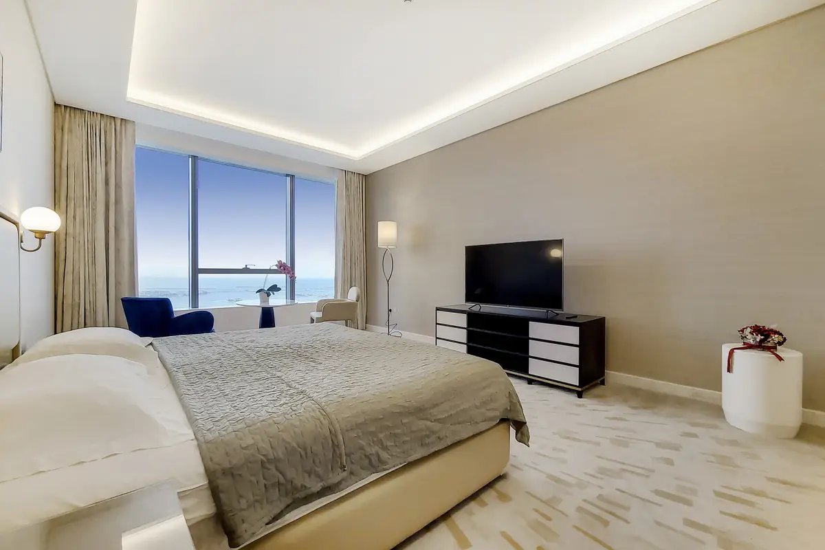 studio freehold apartment in Palm Jumeirah — photo 1 of 5