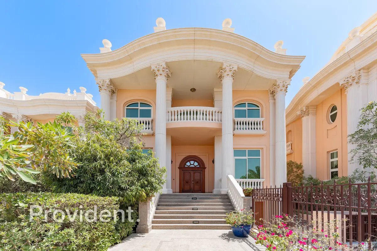 5-bedroom freehold villa in Palm Jumeirah — photo 2 of 5
