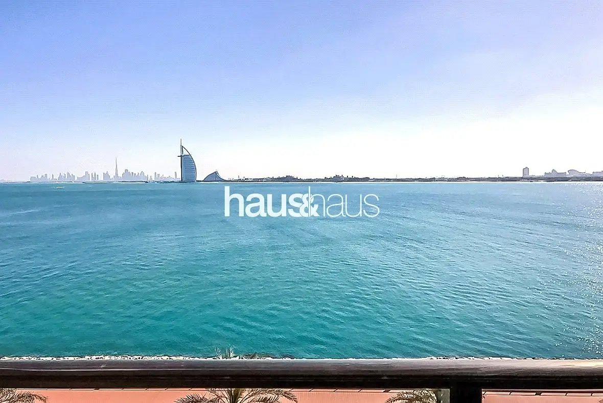 1-bedroom freehold apartment in Palm Jumeirah — photo 3 of 5
