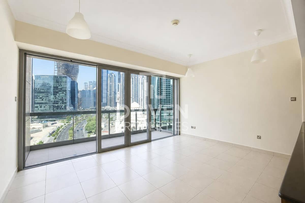 studio freehold apartment in Downtown Dubai — photo 4 of 5