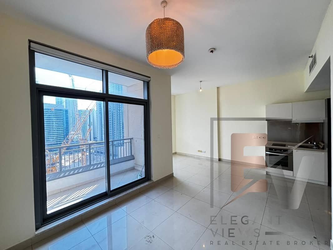 studio freehold apartment in Downtown Dubai — photo 4 of 5