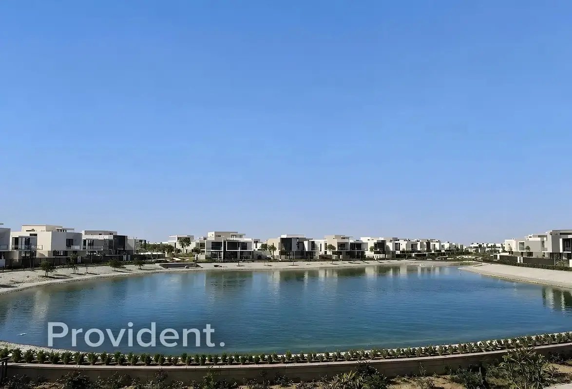 5-bedroom freehold villa in Dubai Hills Estate — photo 1 of 5