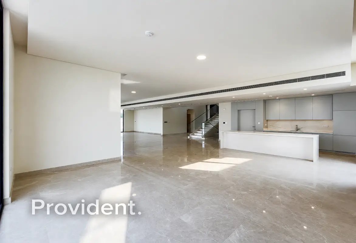 5-bedroom freehold villa in Dubai Hills Estate — photo 3 of 5