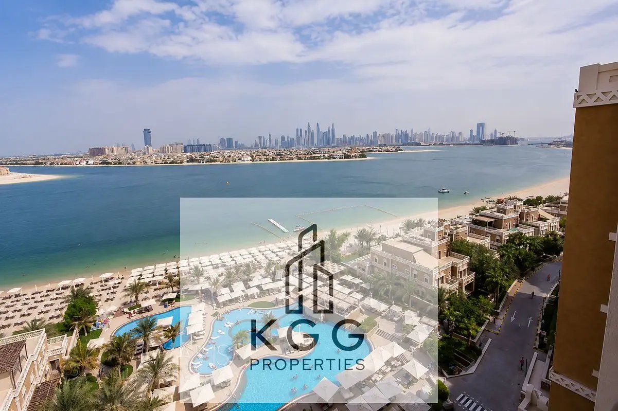 2-bedroom freehold apartment in Palm Jumeirah — photo 1 of 5