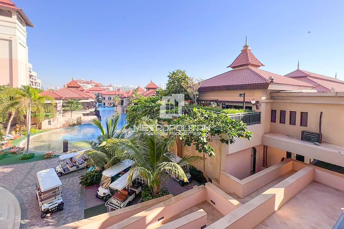 2-bedroom freehold apartment in Palm Jumeirah — photo 2 of 5