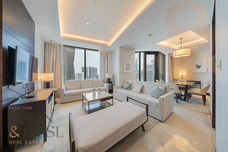 3-bedroom freehold apartment in Downtown Dubai — photo 1 of 5