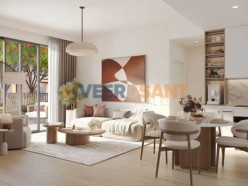 2-bedroom freehold apartment in Town Square — photo 1 of 5