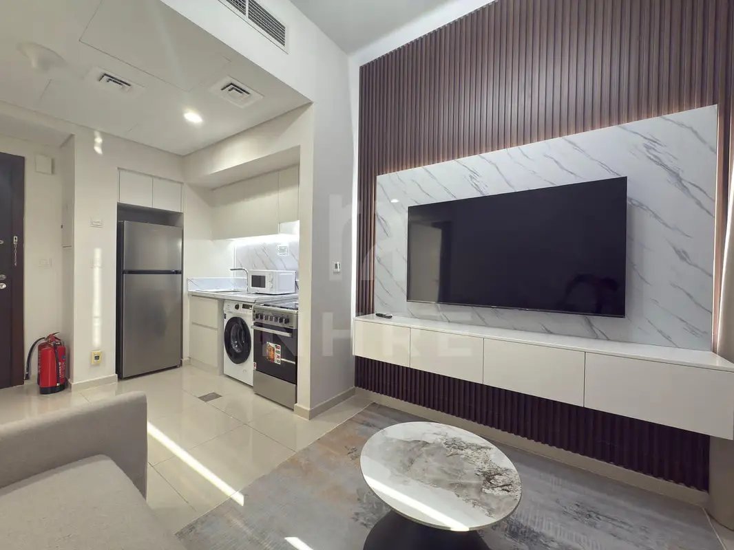 1-bedroom freehold apartment in DAMAC Hills — photo 2 of 4