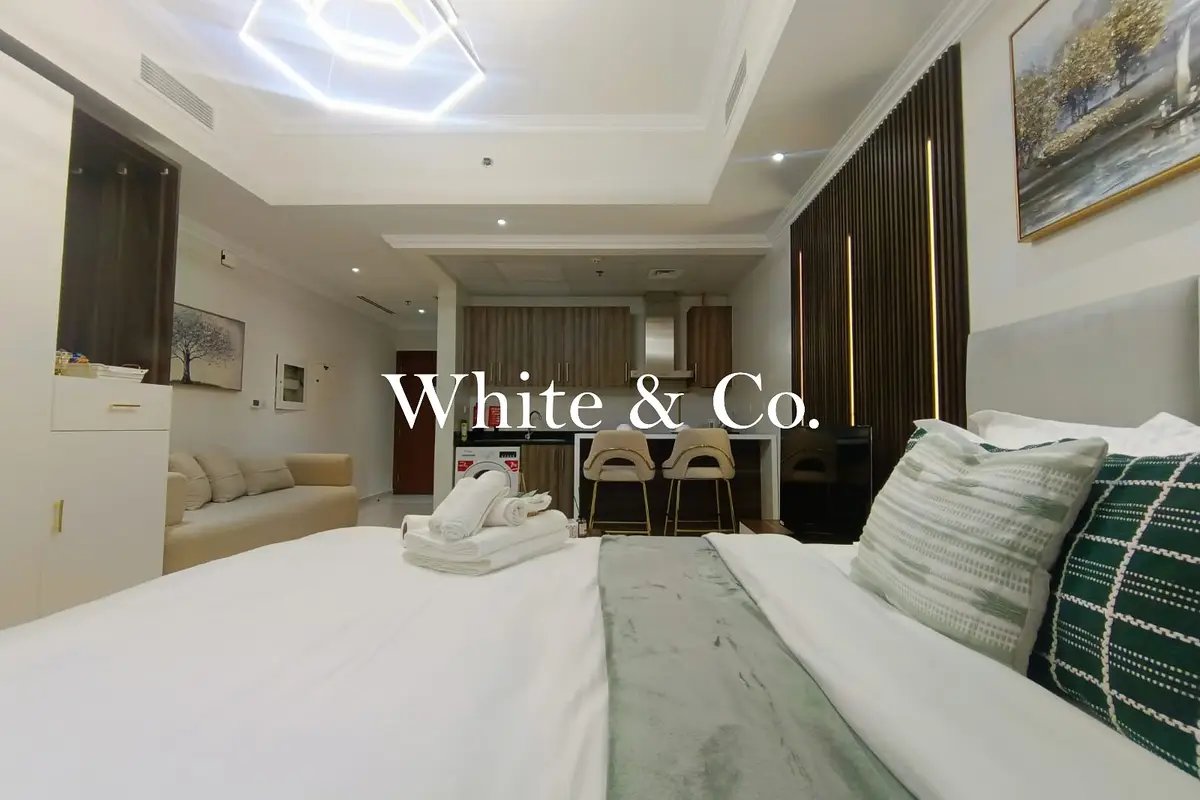 studio freehold apartment in Downtown Dubai — photo 3 of 5