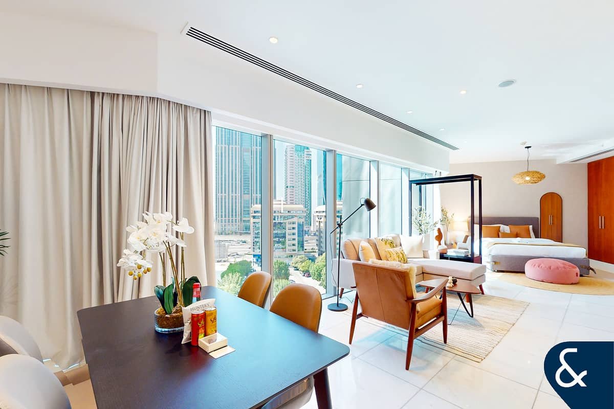 studio freehold apartment in DIFC — photo 1 of 4