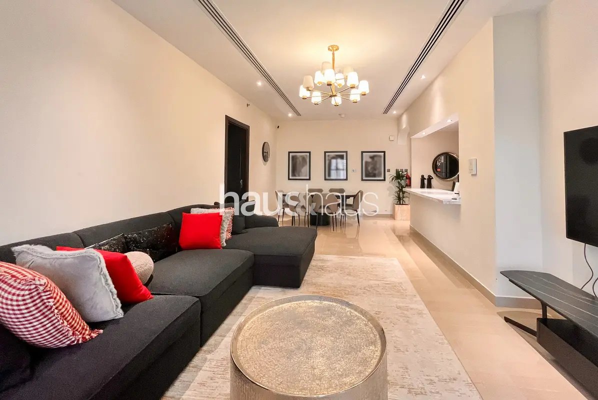 2-bedroom freehold apartment in Downtown Dubai — photo 3 of 5