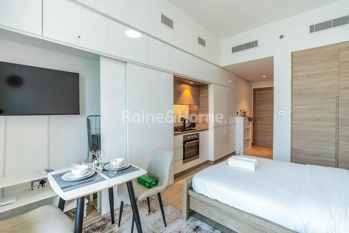 studio freehold apartment in Dubai Marina — photo 4 of 4