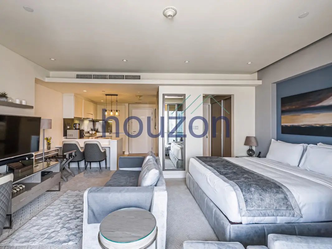 studio freehold apartment in Downtown Dubai — photo 5 of 5