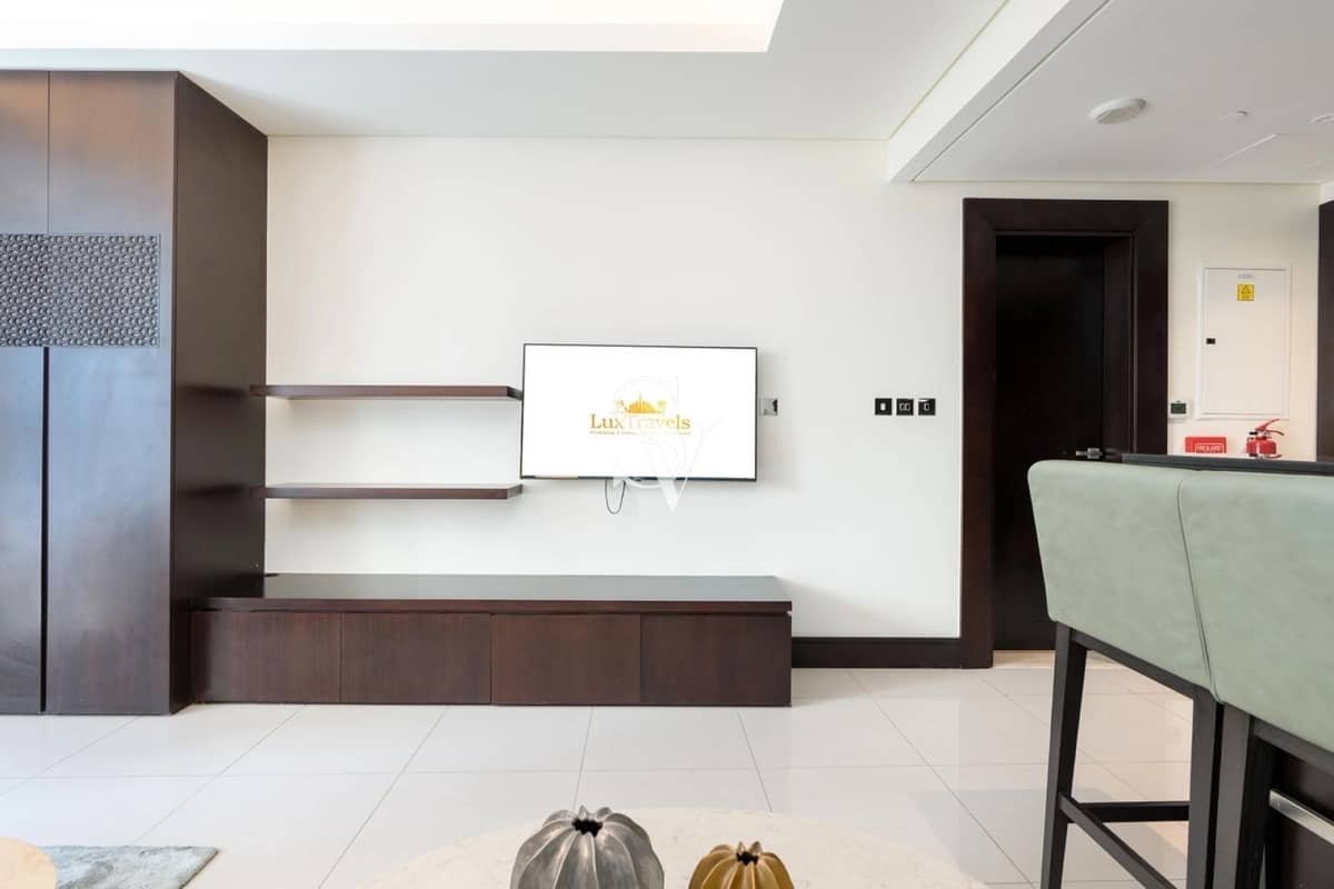 studio freehold apartment in Downtown Dubai — photo 4 of 5