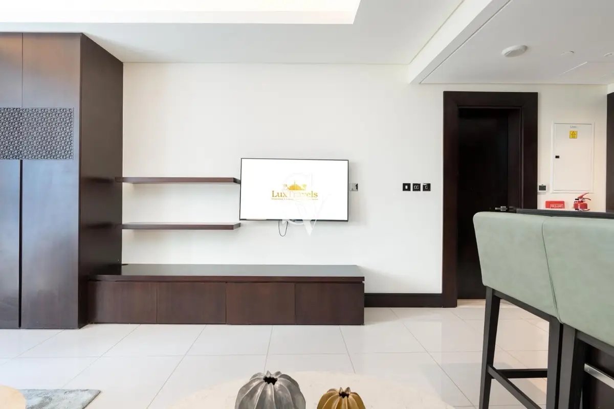 studio freehold apartment in Downtown Dubai — photo 3 of 5