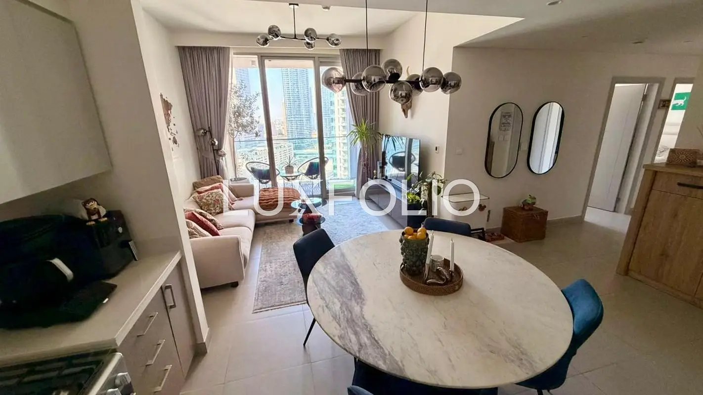 2-bedroom freehold apartment in Downtown Dubai — photo 2 of 4