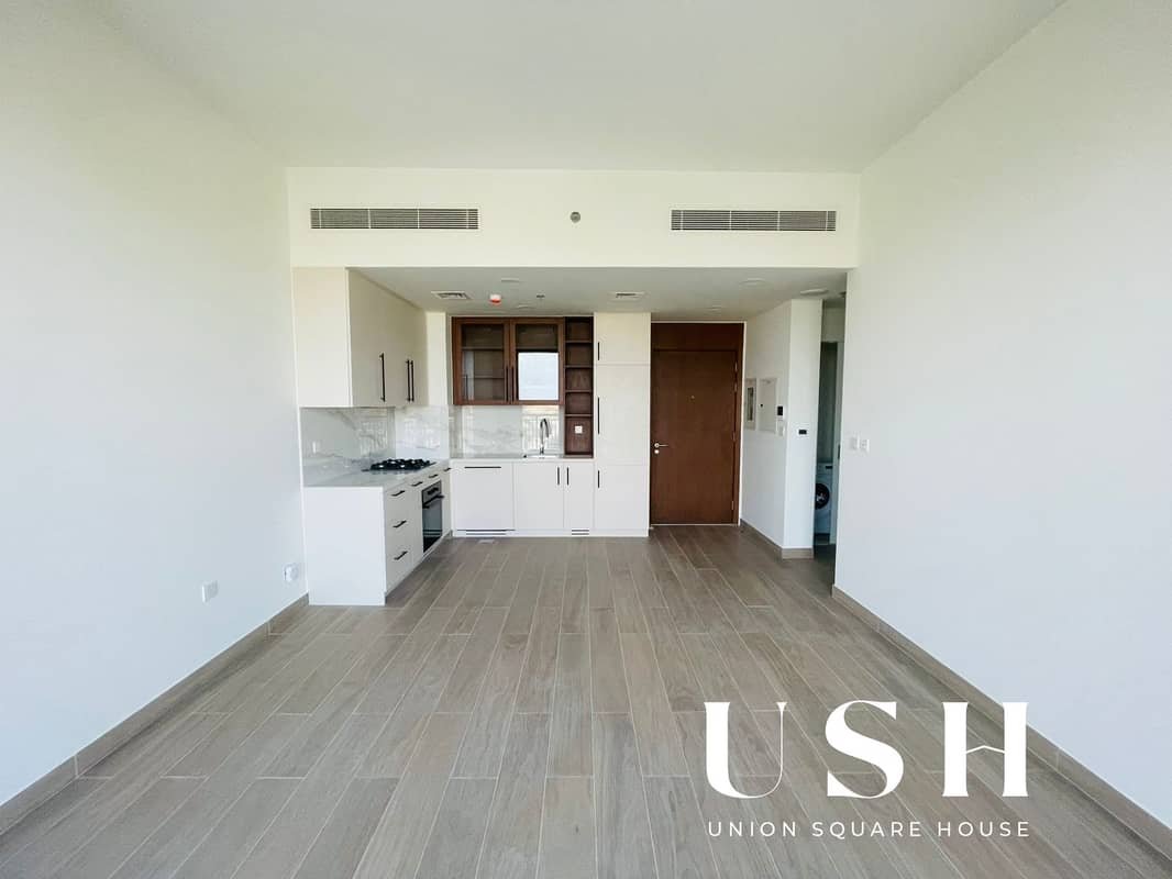 1-bedroom freehold apartment in Town Square — photo 3 of 4