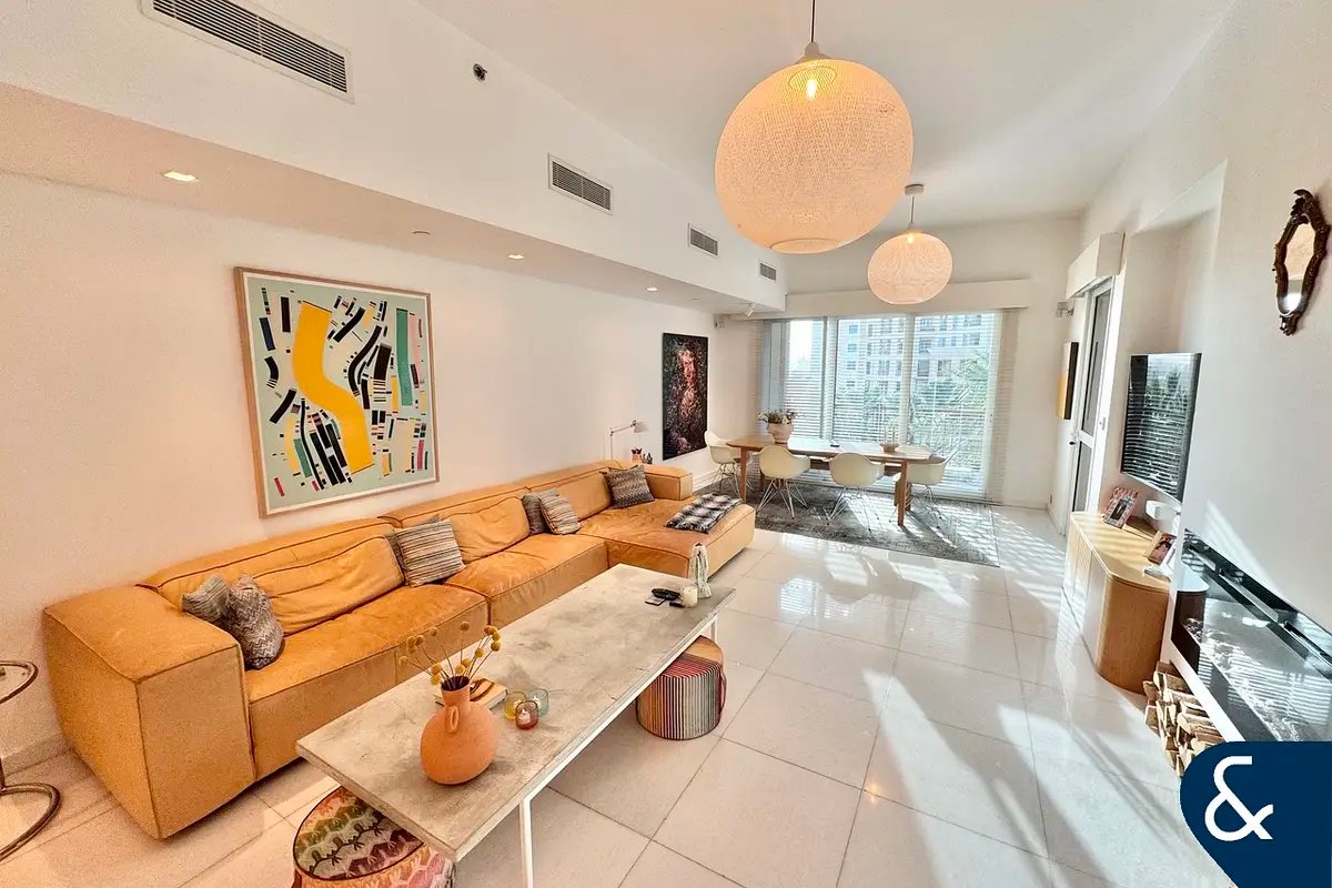 2-bedroom freehold apartment in Palm Jumeirah — photo 2 of 4