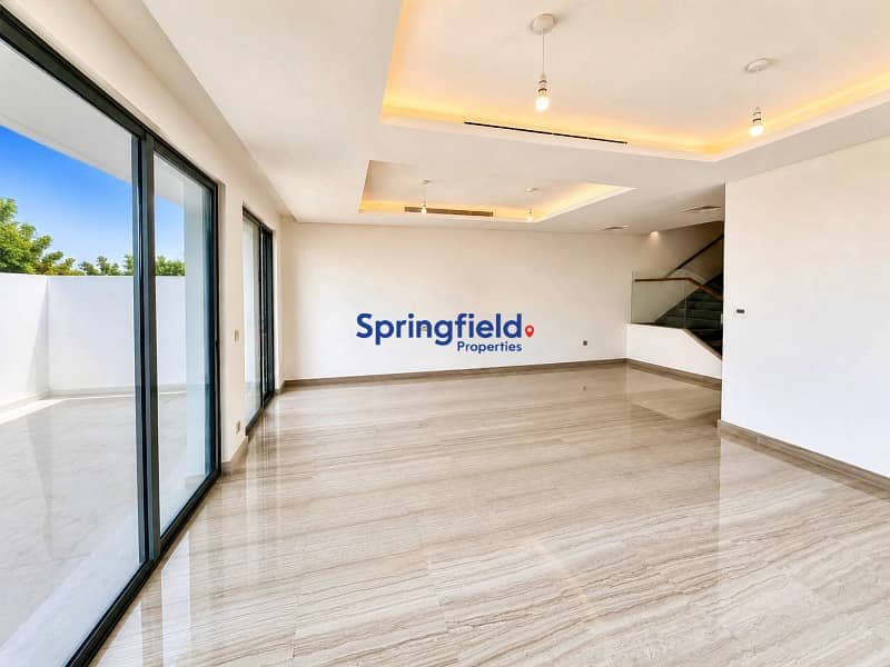 6-bedroom freehold villa in DAMAC Hills — photo 3 of 4