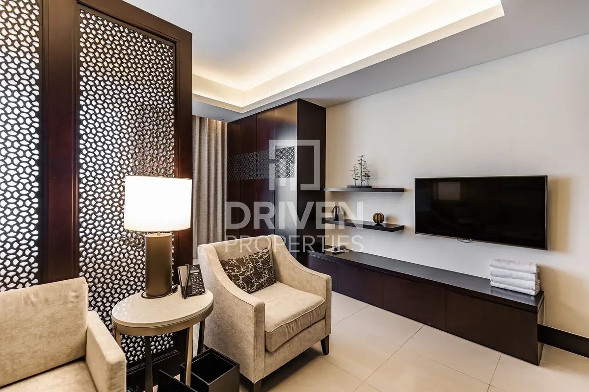 studio freehold apartment in Downtown Dubai — photo 4 of 4