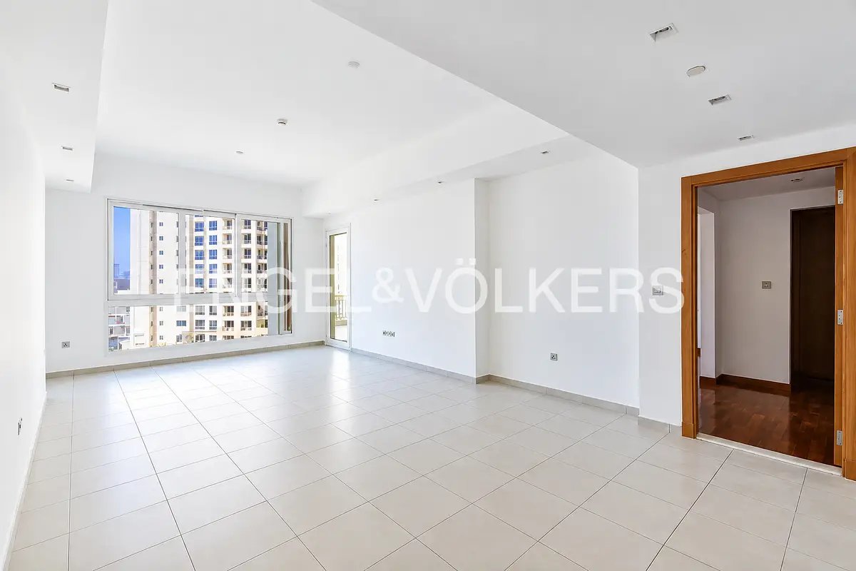 2-bedroom freehold apartment in Palm Jumeirah — photo 4 of 4