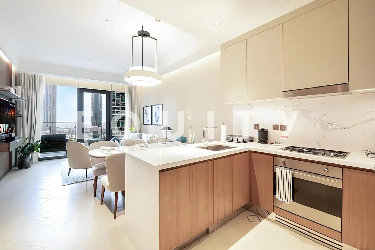 2-bedroom freehold apartment in Downtown Dubai — photo 1 of 4