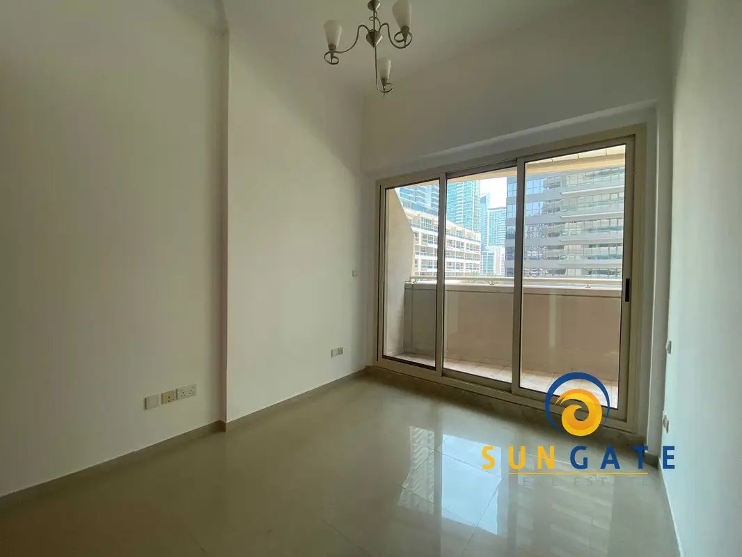 1-bedroom freehold apartment in Dubai Marina — photo 2 of 4