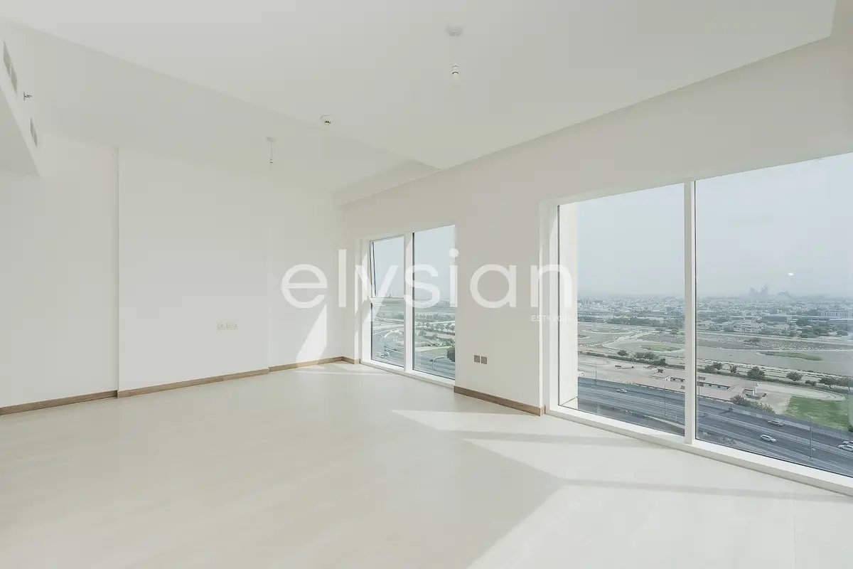 3-bedroom freehold apartment in Business Bay — photo 4 of 4