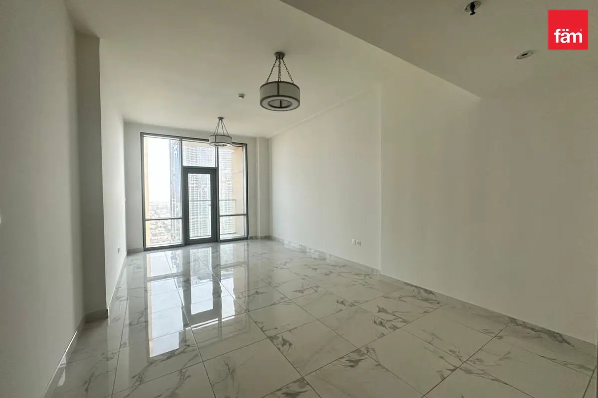 2-bedroom freehold apartment in Business Bay — photo 2 of 4