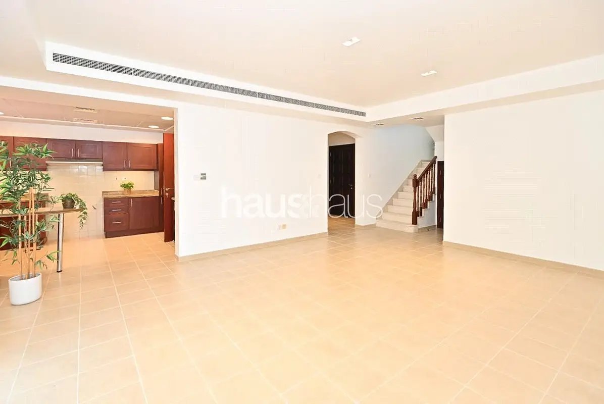 3-bedroom freehold villa in Arabian Ranches — photo 4 of 4