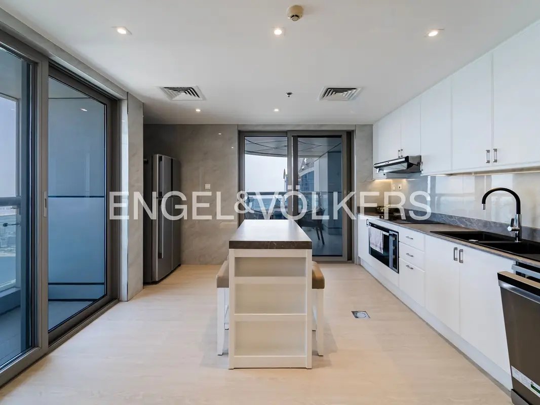 4-bedroom freehold apartment in Dubai Marina — photo 5 of 5