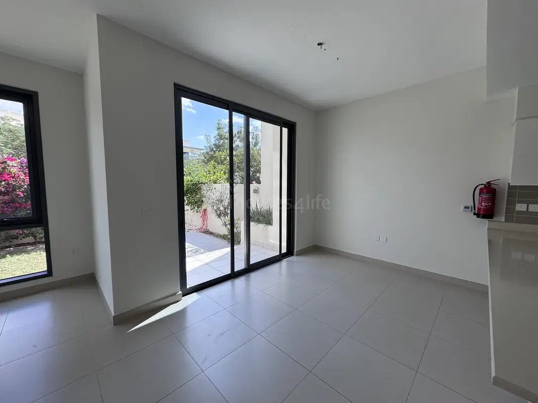 4-bedroom freehold villa in Dubai Hills Estate — photo 5 of 5