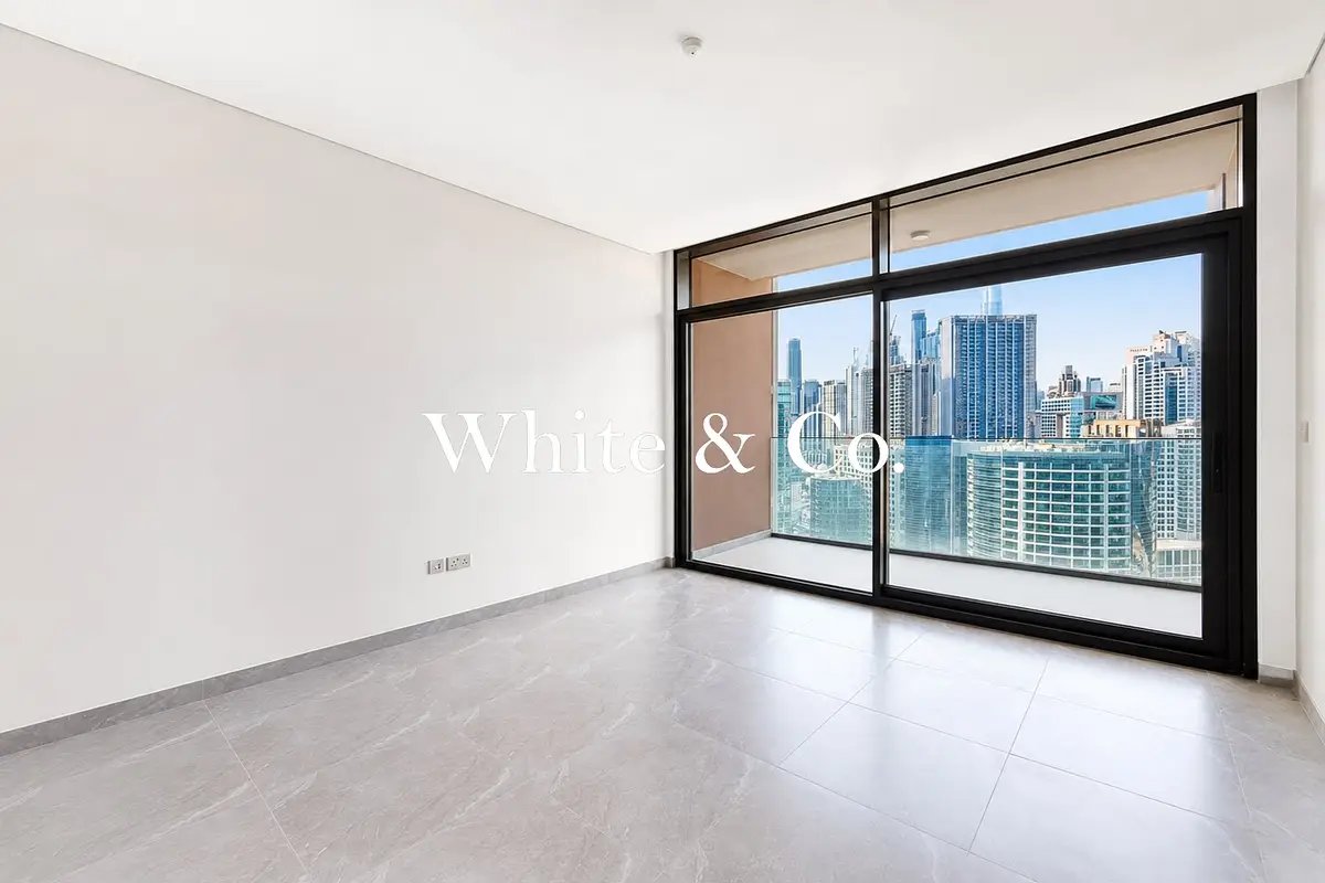 studio freehold apartment in Business Bay — photo 3 of 5