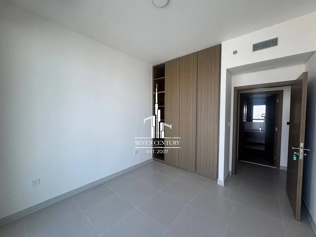 2-bedroom freehold apartment in Dubai Creek Harbour — photo 2 of 4