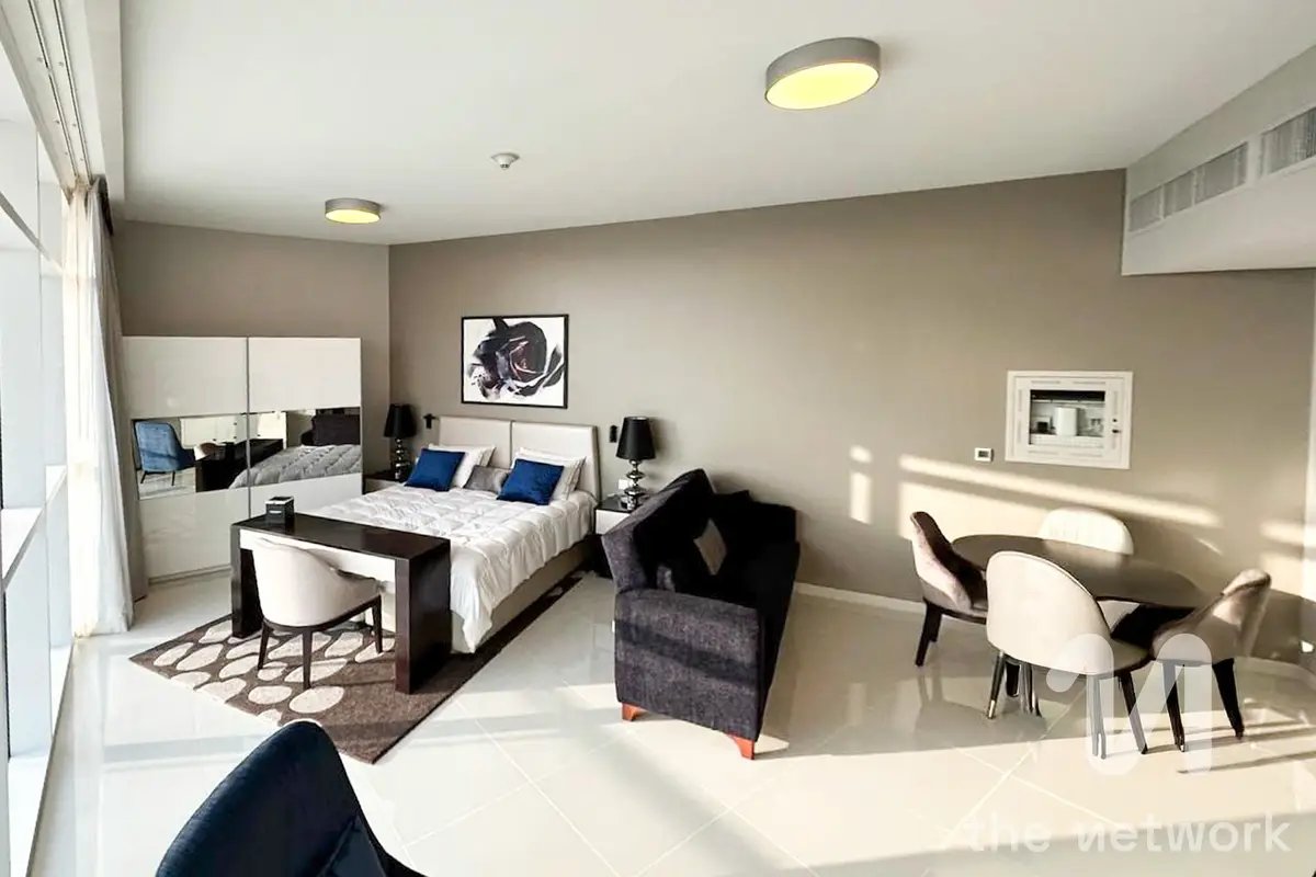 studio freehold apartment in DAMAC Hills — photo 3 of 5