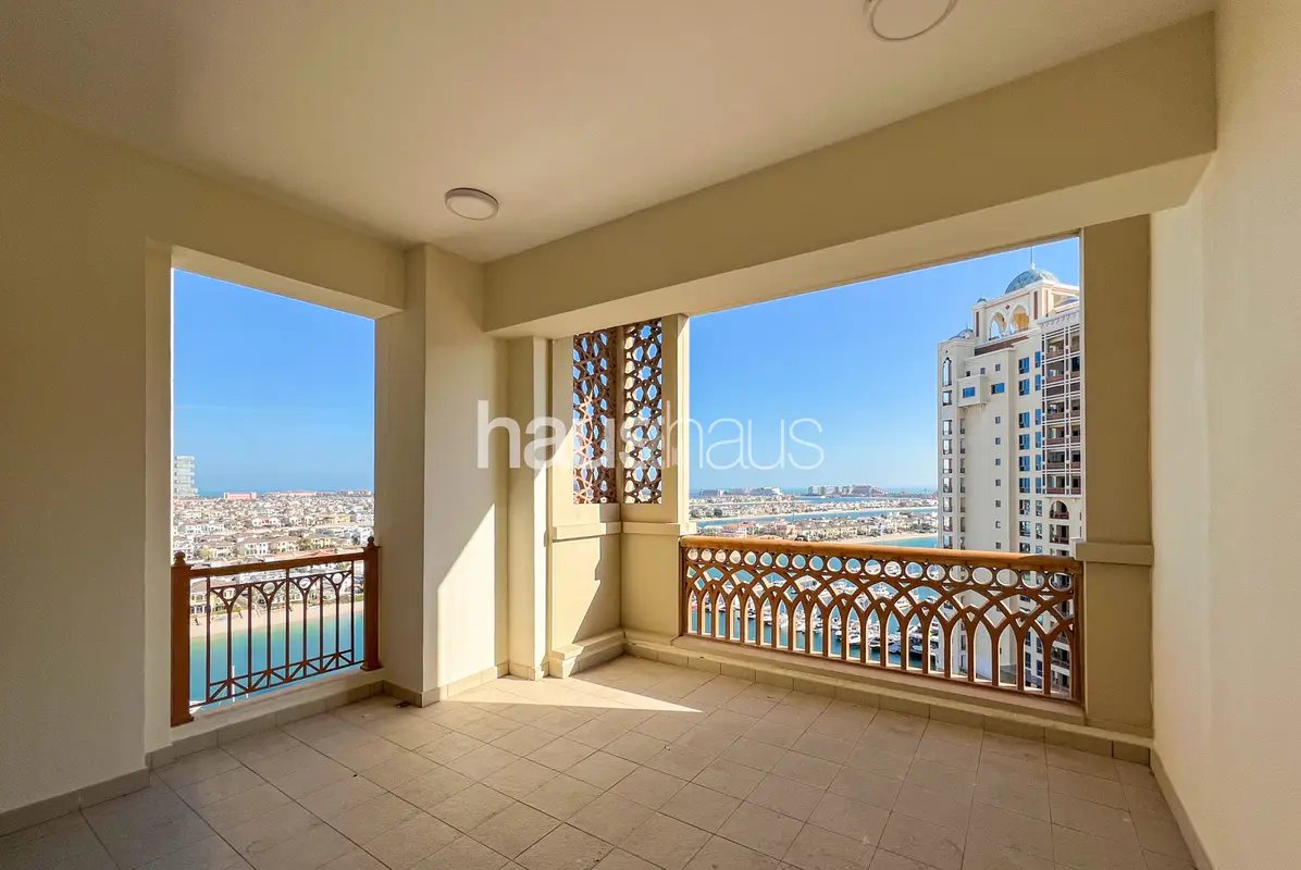 2-bedroom freehold apartment in Palm Jumeirah — photo 3 of 5
