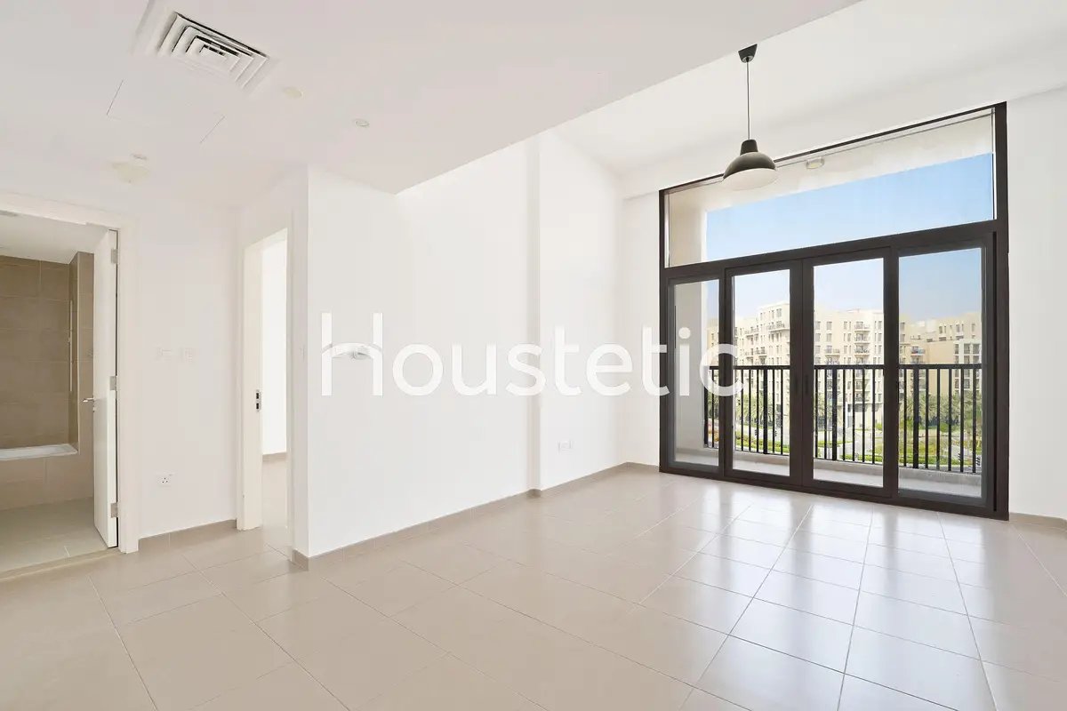 1-bedroom freehold apartment in Town Square — photo 5 of 5