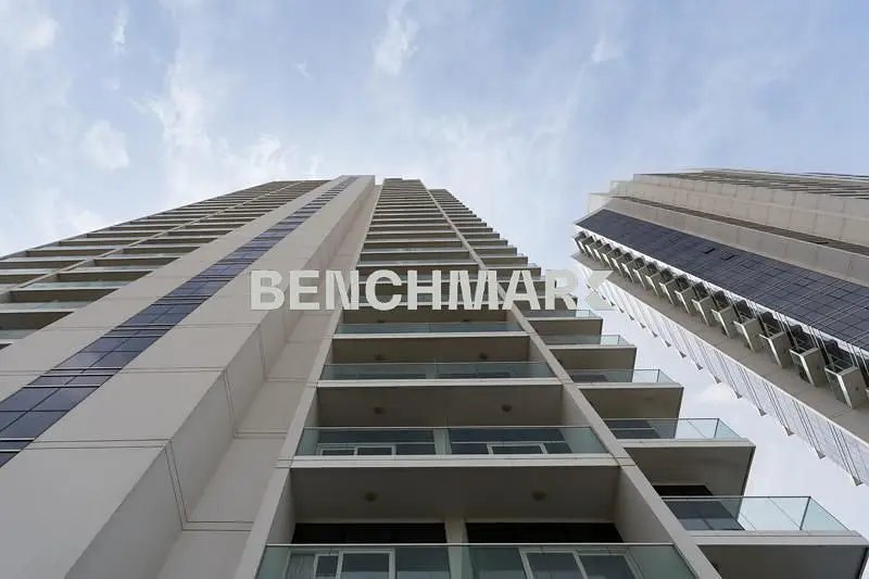 1-bedroom freehold apartment in DAMAC Hills — photo 3 of 5